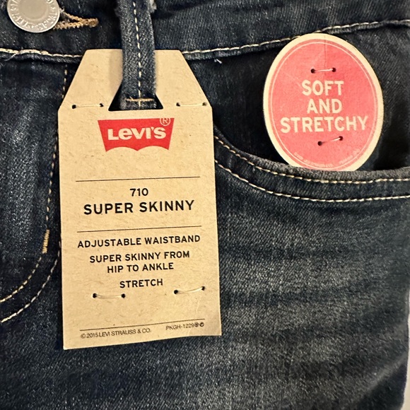 Girls NWT Levi Super Skinny Jeans - Picture 4 of 4